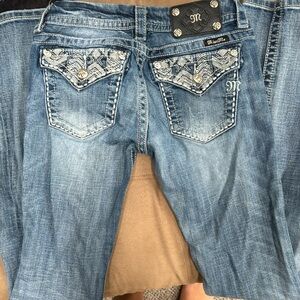 Size 26 miss me jeans boot cut jeans. 33 in length